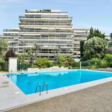 Stylish With Pool 500 Meters To The * Antibes