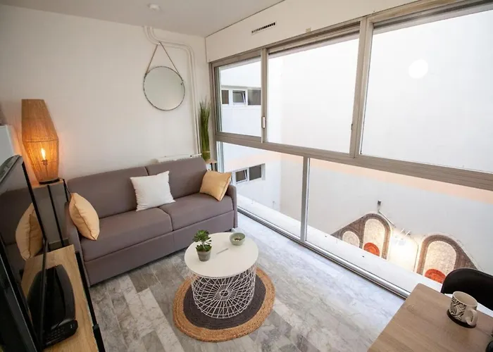 Stylish With Pool 500 Meters To The أنتيب